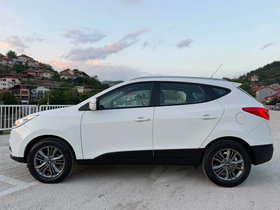 2015 Модел Hyundai ix35 Дизел Рачен Менувач SUV - Кросовер - На Продажба | Фотографија 20
