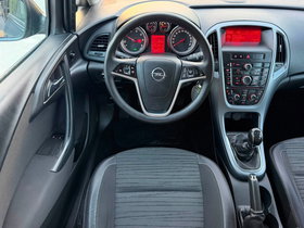 2016 Модел Opel Astra Дизел Рачен Менувач Караван - На Продажба | Фотографија 9