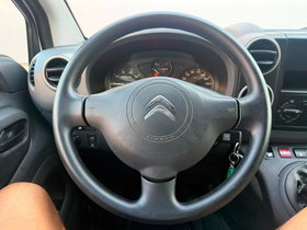 2015 Model Citroen Berlingo Dizel Transmision Manuale Panelvan - Van 220.000 km - Në Shitje | Foto 12