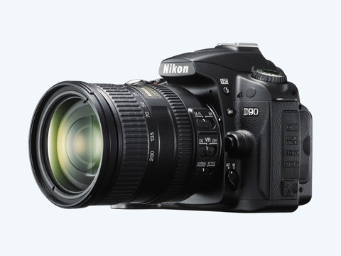 Nikon DSLR D90 camera + 18-200mm VR II | Photo 1