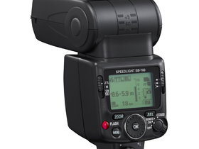 Nikon SB-700 AF TTL Speedlight flash | Photo 4