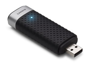 Linksys AE3000 Dual-Band Wireless-N USB adapter | Photo 2