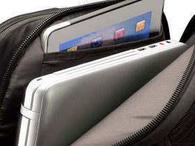 Case Logic RBP-217-BLACK 17.3" Laptop Backpack | Photo 5