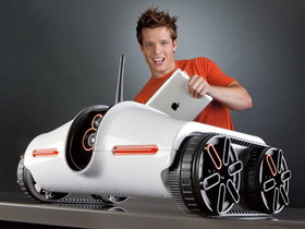 Rover App-Controlled Spy Tank with Night Vision | Photo 6