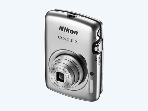 Nikon Coolpix S01 ultra compact digital camera | Photo 1