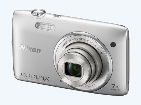 Nikon Coolpix S3500 digital camera + gift | Photo 1