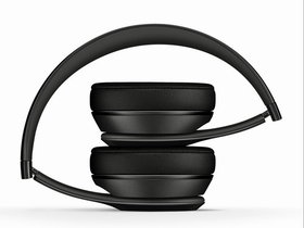 Beats Solo 2 On-Ear Headphones | Photo 3