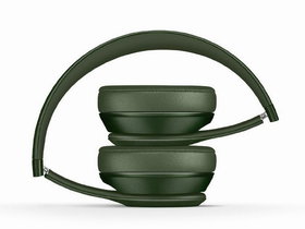 Beats Solo 2 On-Ear Headphones | Photo 5