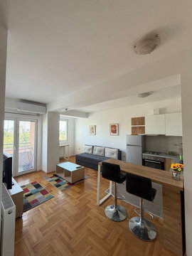 Скопје Кисела Вода, 2 Соби, 40 m² Наместен Стан - За Изнајмување | Фотографија 1