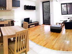 Shkup Qendër Debar Maalo, 2 Dhoma, 48 m² Me mobilim Apartament - Me Qira