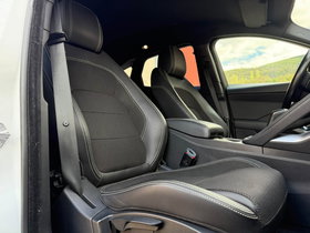 2019 Модел Jaguar E-Pace Дизел Автоматски Менувач SUV - Кросовер 140.000 км - На Продажба | Фотографија 13