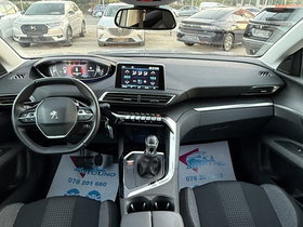 2019 Модел Peugeot 3008 Дизел Рачен Менувач SUV - Кросовер 150.000 км - На Продажба | Фотографија 7