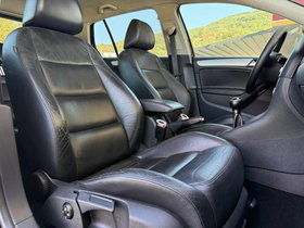 2009 Модел Volkswagen Golf Дизел Рачен Менувач Хечбек 244.000 км - На Продажба | Фотографија 14