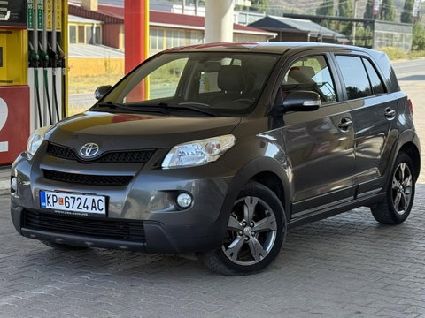 2009 Модел Toyota Urban Cruiser Дизел Рачен Менувач SUV - Кросовер 195.300 км - На Продажба | Фотографија 1