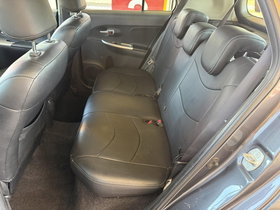 2009 Модел Toyota Urban Cruiser Дизел Рачен Менувач SUV - Кросовер 195.300 км - На Продажба | Фотографија 9