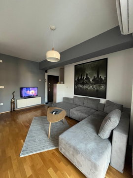 Скопје Центар, 2 Соби, 60 m² Наместен Стан - За Изнајмување | Фотографија 1