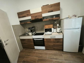 Скопје Центар, 2 Соби, 50 m² Наместен Стан - За Изнајмување | Фотографија 5