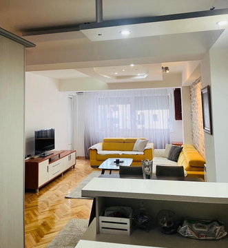 Скопје Центар Капиштец, 2 Соби, 55 m² Наместен Стан - За Изнајмување | Фотографија 1