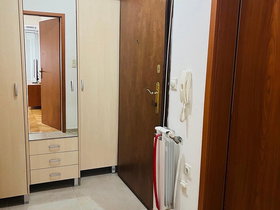 Скопје Центар Капиштец, 2 Соби, 55 m² Наместен Стан - За Изнајмување | Фотографија 7
