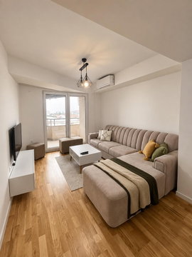 Скопје Центар, 2 Соби, 50 m² Наместен Стан - За Изнајмување | Фотографија 1