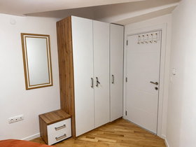 Скопје Центар, 2 Соби, 50 m² Наместен Стан - За Изнајмување | Фотографија 4