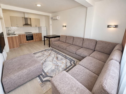 Скопје Центар, 2 Соби, 60 m² Наместен Стан - За Изнајмување | Фотографија 1