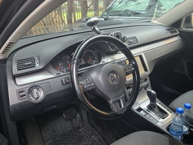 2014 Model Volkswagen Passat Dizel Transmision Automatik Sedan 204.000 km - Në Shitje | Foto 3