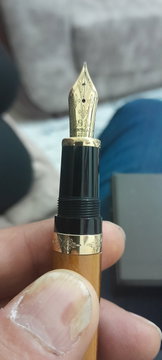 Stilolaps Montblanc Limited Edition 2380/4810 i Zi me Ton Druri | Foto 1