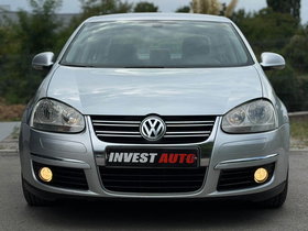 2007 Модел Volkswagen Jetta Дизел Рачен Менувач Седан - На Продажба | Фотографија 2