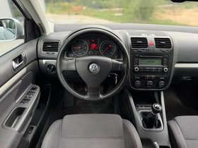 2007 Модел Volkswagen Jetta Дизел Рачен Менувач Седан - На Продажба | Фотографија 7
