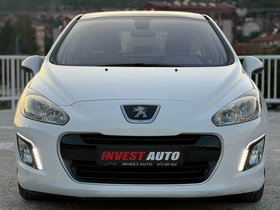 2012 Модел Peugeot 308 Дизел Рачен Менувач Хечбек - На Продажба | Фотографија 2