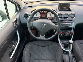 2012 Модел Peugeot 308 Дизел Рачен Менувач Хечбек - На Продажба | Фотографија 9