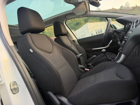 2012 Модел Peugeot 308 Дизел Рачен Менувач Хечбек - На Продажба | Фотографија 15