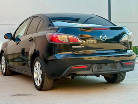 2011 Модел Mazda 3 Дизел Рачен Менувач Хечбек 167.000 км - На Продажба | Фотографија 5