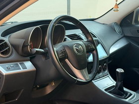 2011 Модел Mazda 3 Дизел Рачен Менувач Хечбек 167.000 км - На Продажба | Фотографија 6