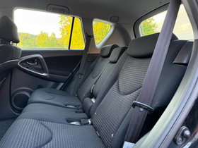 2009 Модел Toyota RAV4 Дизел Рачен Менувач SUV - Кросовер 207.000 км - На Продажба | Фотографија 16