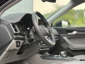 2018 Модел Audi Q5 Дизел Автоматски Менувач SUV - Кросовер 250.000 км - На Продажба | Фотографија 12