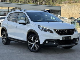 2017 Модел Peugeot 2008 Дизел Рачен Менувач SUV - Кросовер 205.700 км - На Продажба | Фотографија 3