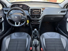 2017 Модел Peugeot 2008 Дизел Рачен Менувач SUV - Кросовер 205.700 км - На Продажба | Фотографија 14