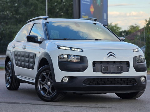 2017 Model Citroen C4 Cactus Dizel Transmision Manuale SUV - Crossover 159.000 km - Në Shitje | Foto 1