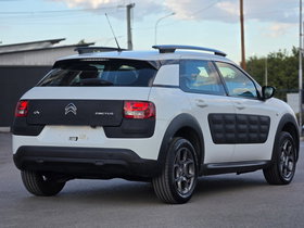 2017 Model Citroen C4 Cactus Dizel Transmision Manuale SUV - Crossover 159.000 km - Në Shitje | Foto 6