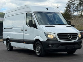 2018 Модел Mercedes-Benz Sprinter Panel Van Дизел Рачен Менувач Панелван - Ван 180.000 км - На Продажба | Фотографија 2