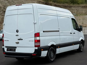 2018 Модел Mercedes-Benz Sprinter Panel Van Дизел Рачен Менувач Панелван - Ван 180.000 км - На Продажба | Фотографија 5