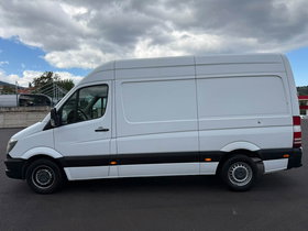 2018 Модел Mercedes-Benz Sprinter Panel Van Дизел Рачен Менувач Панелван - Ван 180.000 км - На Продажба | Фотографија 8