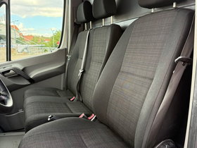 2018 Модел Mercedes-Benz Sprinter Panel Van Дизел Рачен Менувач Панелван - Ван 180.000 км - На Продажба | Фотографија 18