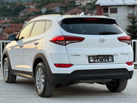 2018 Модел Hyundai Tucson Дизел Рачен Менувач SUV - Кросовер - На Продажба | Фотографија 4
