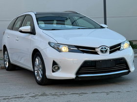 2015 Модел Toyota Auris Дизел Рачен Менувач Караван 247.000 км - На Продажба | Фотографија 6