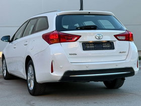 2015 Модел Toyota Auris Дизел Рачен Менувач Караван 247.000 км - На Продажба | Фотографија 9