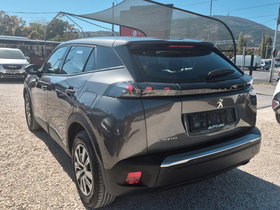 2020 Модел Peugeot 2008 Дизел Рачен Менувач SUV - Кросовер 139.000 км - На Продажба | Фотографија 4