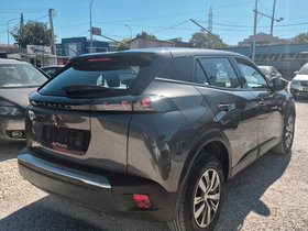 2020 Модел Peugeot 2008 Дизел Рачен Менувач SUV - Кросовер 139.000 км - На Продажба | Фотографија 6